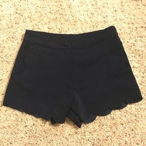 Annabella scalloped shorts NWOT!